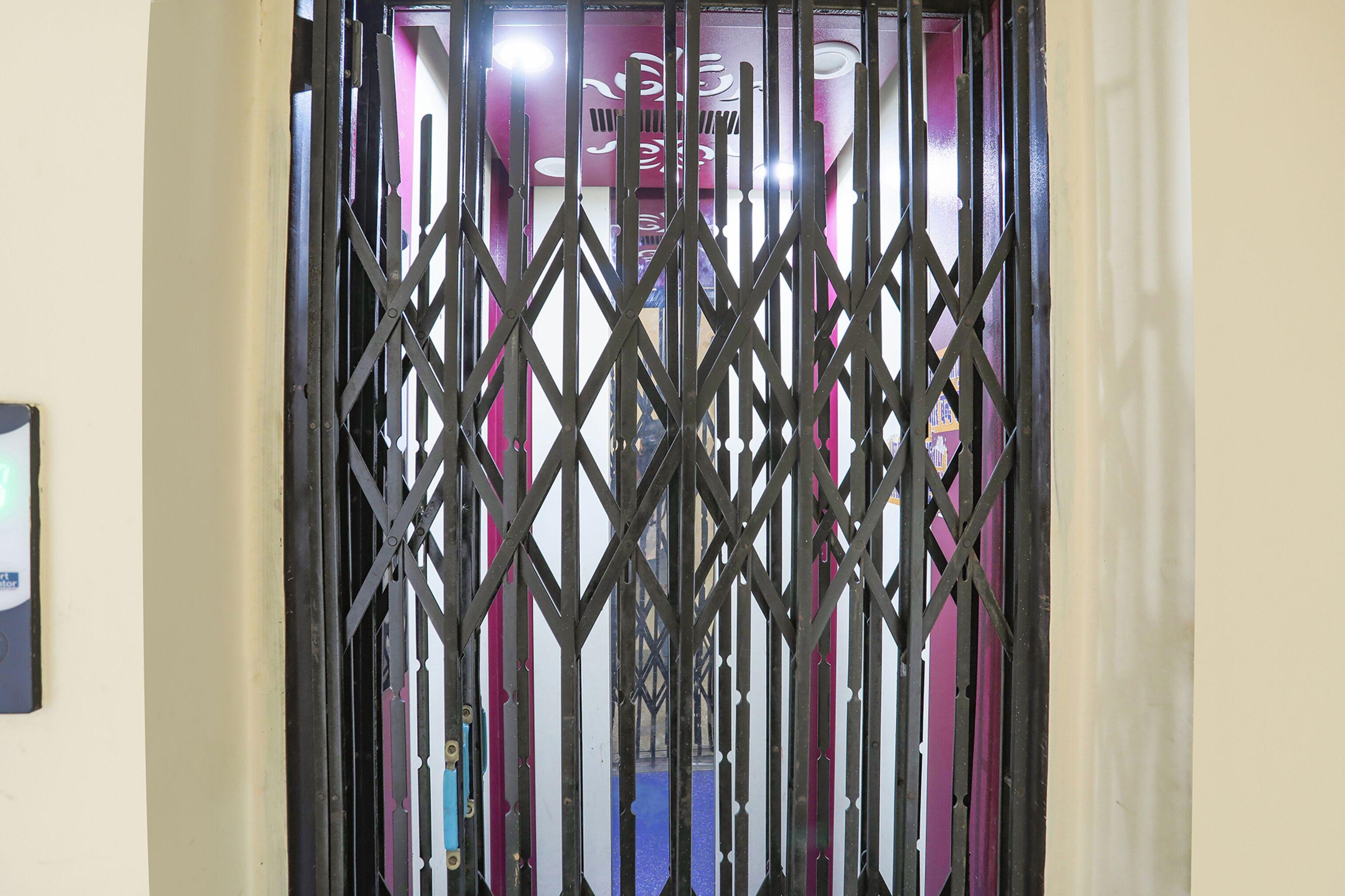 Fabexpress Kashi Khand - Varanasi, Varanasi
